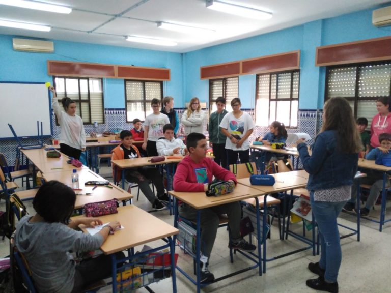 Alumnos del CEIP Blas Infante de Casares presentan sus actividades de ocio para el verano