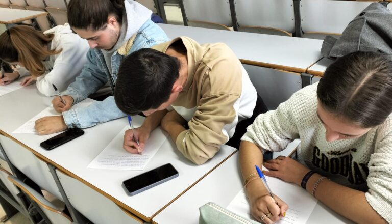 Continúan los talleres «Juventud y Política» en Málaga y Cádiz